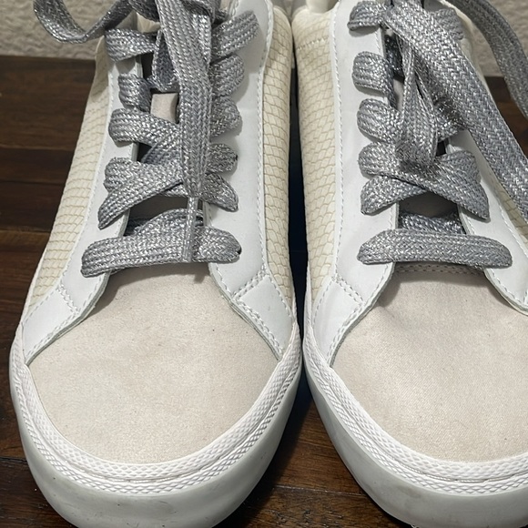 A New Day cream beige Metallic silver fashion sneakers size 8.5 - Picture 11 of 12